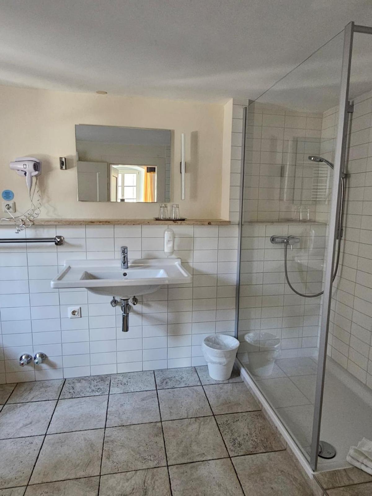 Hotel Goldene Rose Weissenburg in Bayern Ngoại thất bức ảnh